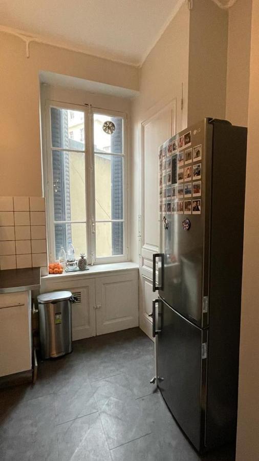 Belges Lião Exterior foto